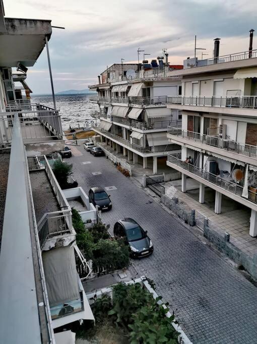 Apartment With 3 Rooms Just 1 Min From The Beach And Free Public Parking Peraía Exterior foto