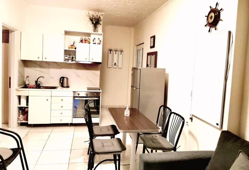 Apartment With 3 Rooms Just 1 Min From The Beach And Free Public Parking Peraía Exterior foto